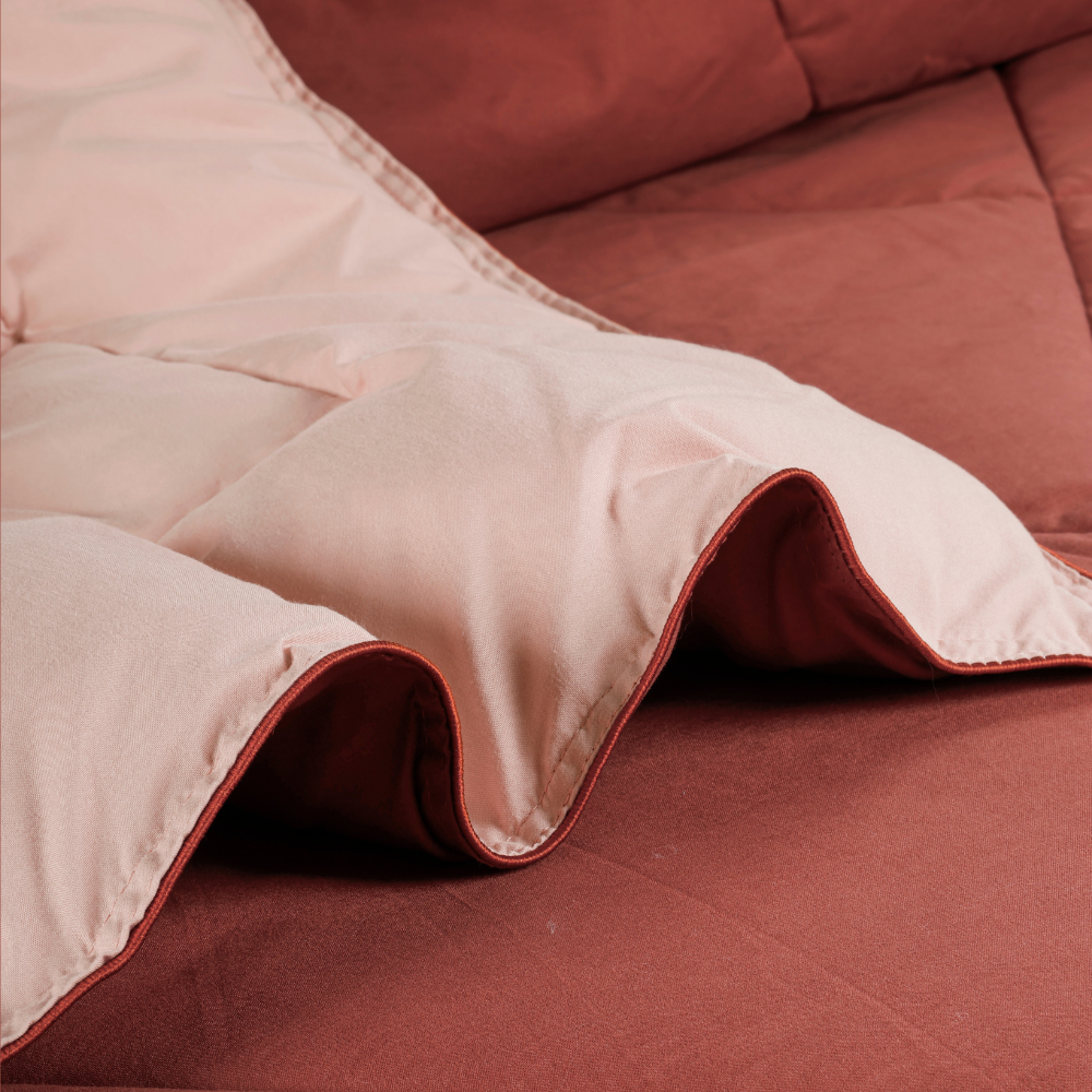 The Abrazo Cloud - Soft Berry