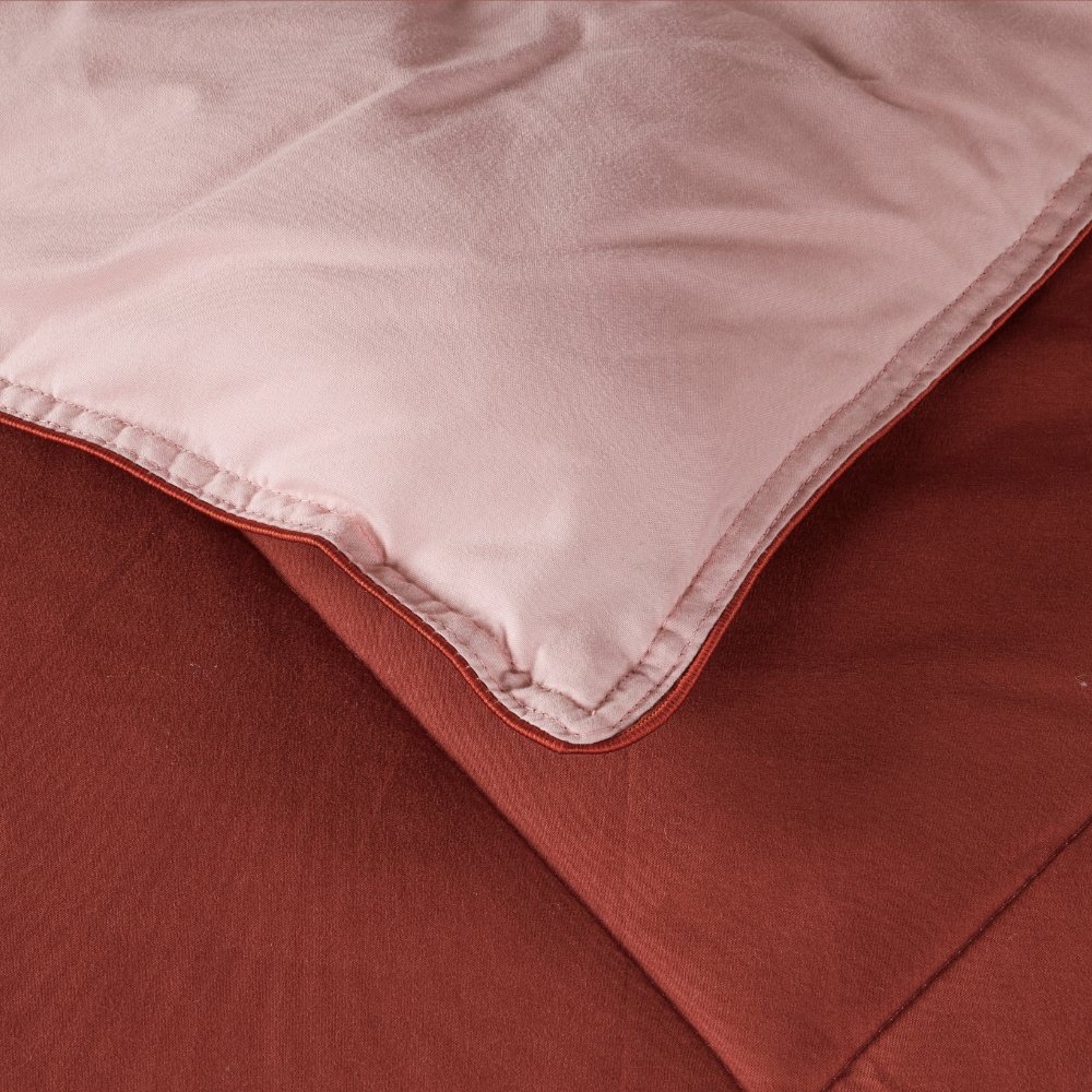 The Abrazo Cloud - Soft Berry