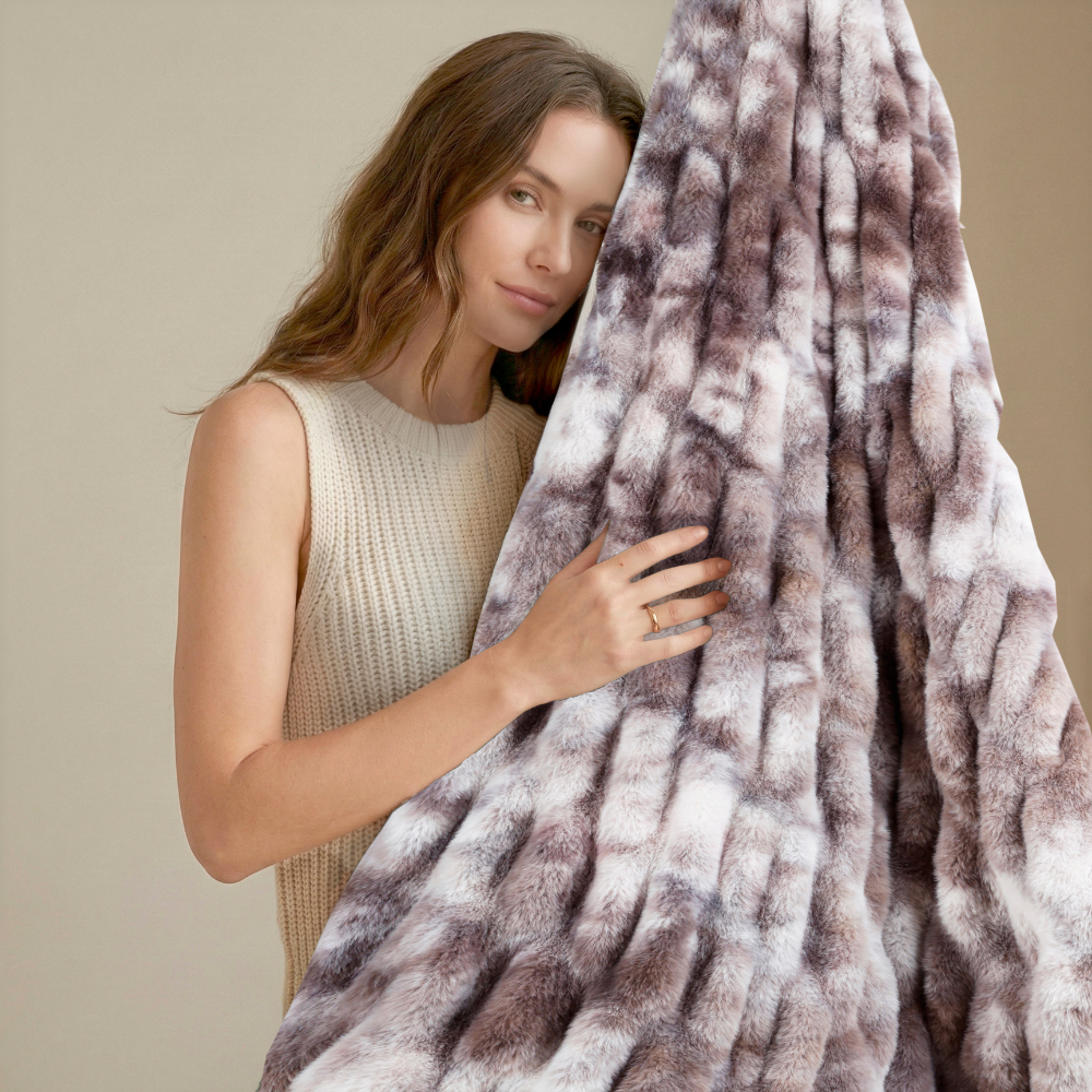 Abrazo Originals Fur Blanket - Walnut